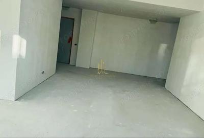 Spațiu comercial, de 400 mp, în Universității - 4