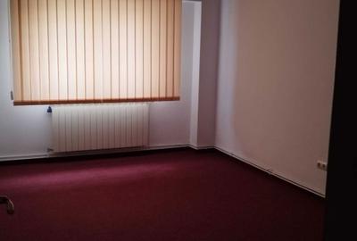 Apartament cu 3 camere decomandat în Exterior Vest - 6