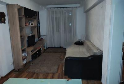 Apartament cu 3 camere decomandat, mobilat în Drumul Taberei - 4