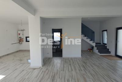 Casă individuală cu 4 camere cu Canalizare în Miroslava - 10