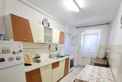 Apartament 2 camere | Etaj 3/4 | Zona Racadau - 10