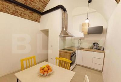 Cladire de patrimoniu din secolului XIX, de vanzare, zona - 4