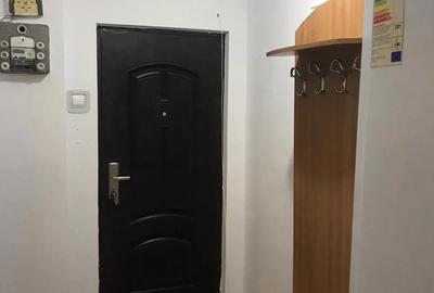 Apartament cu 3 camere semidecomandat în Brâncoveanu - 2