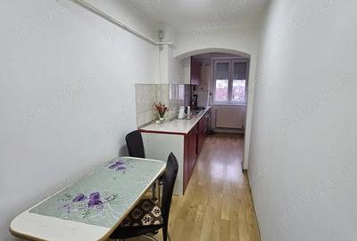 Apartament cu 3 camere semidecomandat în Central - 15