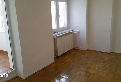 Apartament cu 4 camere în Centrul Civic - 1