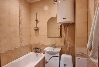 Garsonieră semidecomandată în Central