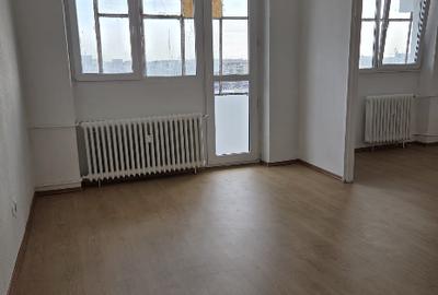 Apartament cu 3 camere decomandat în Drumul Taberei - 5