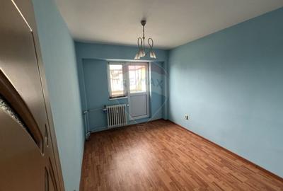 Apartament 3 camere decomandat 2 bai Electroputere Mall