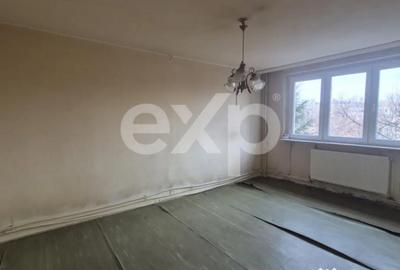 Apartament cu 4 camere decomandat, mobilat în Negru Vodă - 2