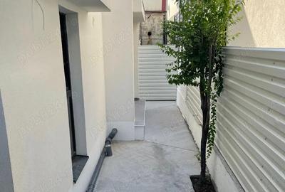 Apartament cu 3 camere semidecomandat, mobilat în Pipera - 8