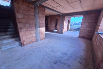 Casă cu 3 camere în Livada - 4