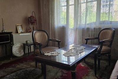 Apartament cu 3 camere decomandat în Progresul - 14
