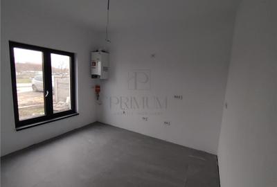 Duplex cu 4 camere cu Canalizare în Moșnița Nouă - 5
