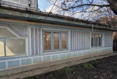 Casă cu 3 camere cu Canalizare în Central - 3