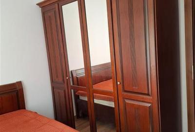 Inchiriere apartament 3 camere | metrou 1 Decembrie | etaj 1/4 | renovat complet Inchiriere apartament 3 camere | metrou 1 Decembrie | etaj 1/4 | renovat complet - 6