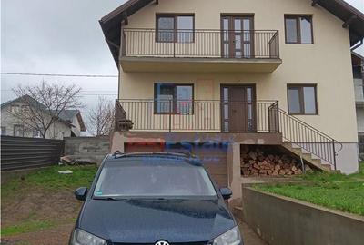 Casă cu 4 camere decomandat în Dumbrava - 9