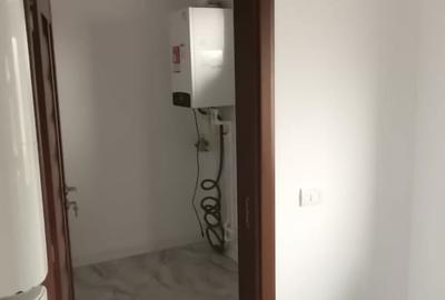 Casă cu 4 camere în Central - 2