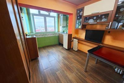 Apartament cu 2 camere decomandat, mobilat în 9 Mai - 1