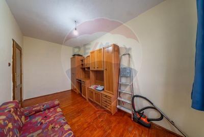 Apartament de vanzare 3 camere Chisineu Cris - 13