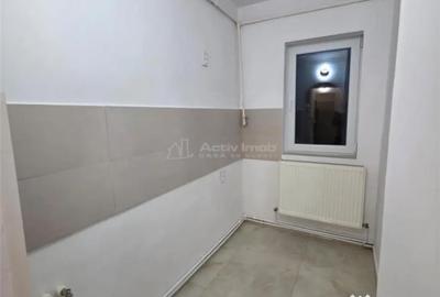 Apartament cu 3 camere semidecomandat în Micro 9 - 6