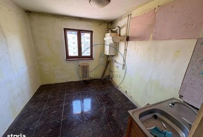 Apartament cu 3 camere decomandat în Ciupercenii Noi - 6