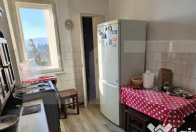 Apartament cu 4 camere semidecomandat în Simeria - 3