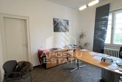 Apartament 4 camere cu poziție ultracentrala - 16
