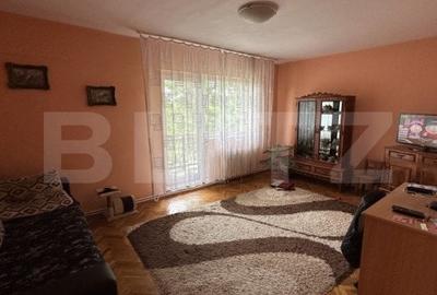 Apartament decomandat cu 3 camere, Micro 17, 81m p - 1