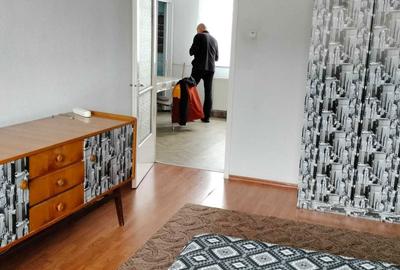 Apartament cu 2 camere decomandat în Griviței
