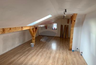 Apartament cu 3 camere decomandat, mobilat în Șelimbăr - 21