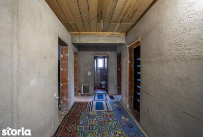 Casă cu 3 camere cu Teren 752 Mp în Girișu de Criș - 3