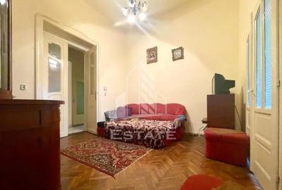 Apartament cu 3 camere semidecomandat în Central - 10