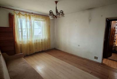 Apartament 2 camere,parter,semidecomandat,zona Coca Cola - 4