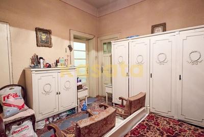 CASĂ CLASICĂ DE VANZARE CU POTENȚIAL PREMIUM ÎN ZONA 1 MAI - 8