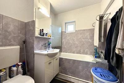 Apartament 3 camere, etaj intermediar, 57 mp utili - zona Lipovei - 5