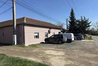 Casă cu 3 camere în Central - 1