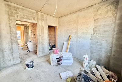 Duplex cu 4 camere - toate utilitatile- Mosnita Noua-102 mp utili - 9