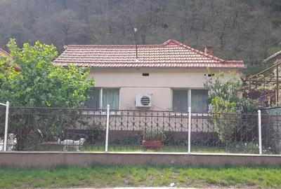 Casă cu 6 camere în Cugir - 7
