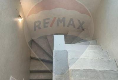 Casă cu 4 camere cu Teren 321 Mp în Port - 16