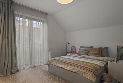 Casă individuală cu 5 camere cu Canalizare în Tineretului - 19