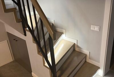 Casă cu 4 camere în Livezeni - 1