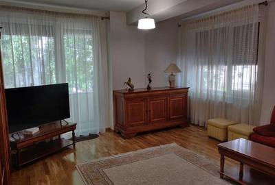 Casă individuală cu 10 camere cu Canalizare în Bucureștii Noi - 16