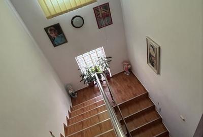 Casă cu 4 camere în Central - 5