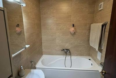 Apartament cu 3 camere decomandat în Rogerius - 6