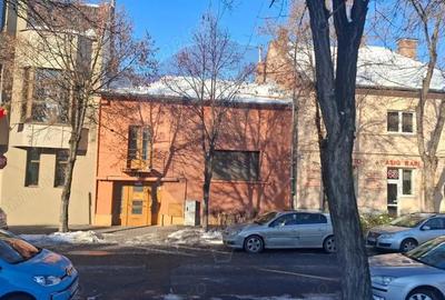 Casă cu 2 camere cu Teren 102 Mp în Central - 17