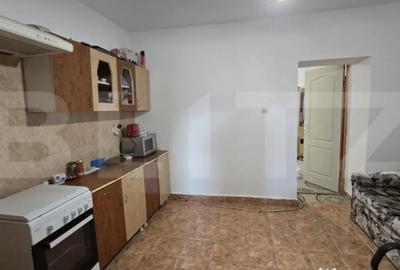 Casă cu 2 camere cu Teren 1500 Mp în Sud - 2