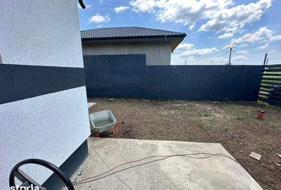 Casă cu 3 camere cu Teren 250 Mp în Crevedia - 5