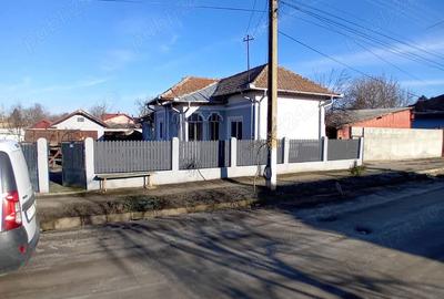 Casă cu 4 camere în Mârzănești - 6