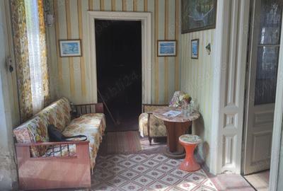 Casă cu 6 camere cu Teren 390 Mp în Orăștie - 2