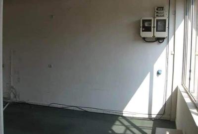 Casă cu 5 camere cu Canalizare în Alfa - 1